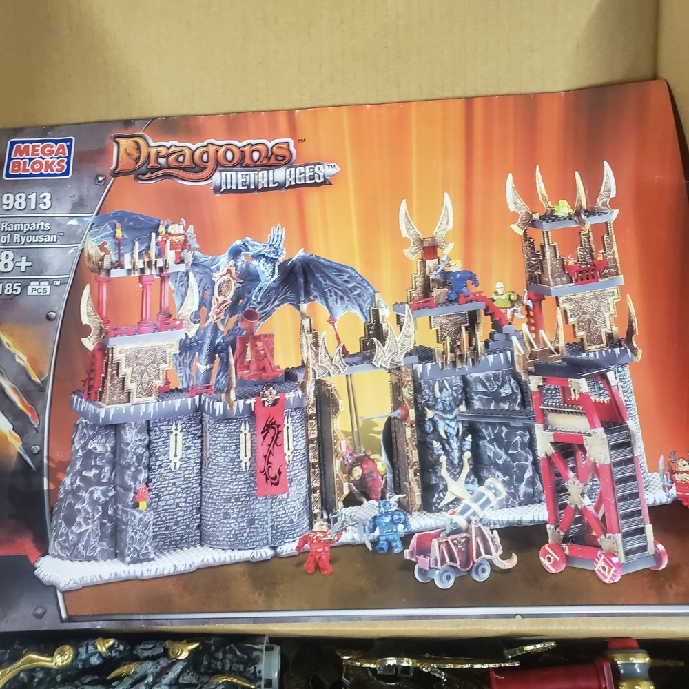 Mega Bloks Dragons Metal Ages 9813 Ramparts of Ryousan Incomplete Set Parts